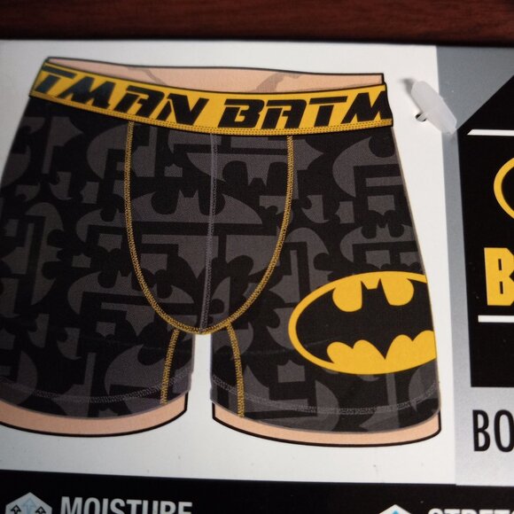 Bioworld Size XL 40 42 Boxer Briefs Mens Batman Logo Black Yellow DC Comics NEW - Picture 4 of 7